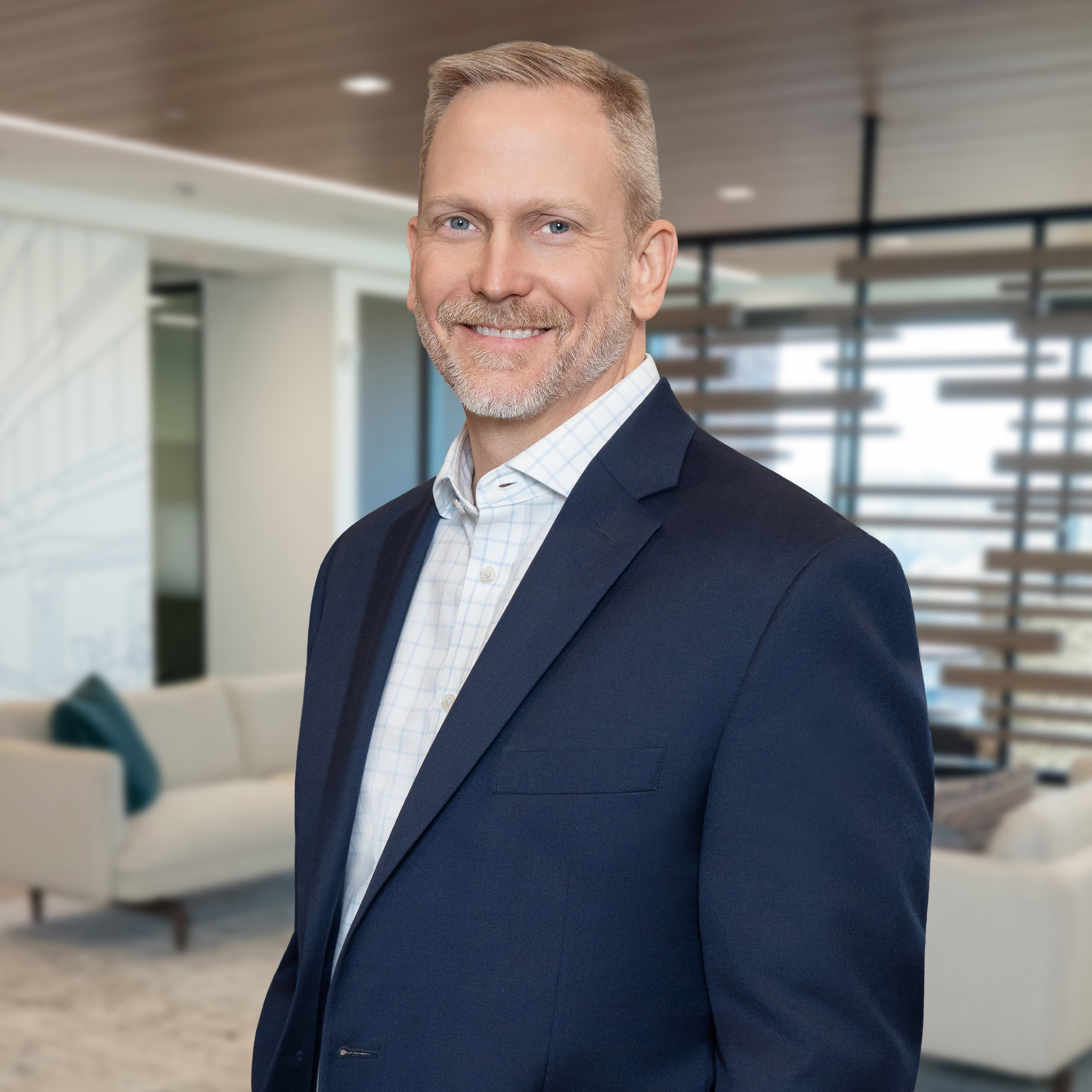 Zachary Farmer, CAIA Headshot